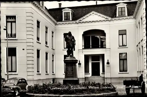 Ak Leeuwarden Friesland Niederlande, Standbeeld Willem Lodewijk Graaf van Nassau