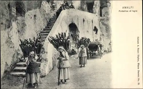 Ak Amalfi Campania, Portatrice di legna