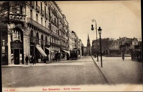 Ak Donostia San Sebastian Baskenland, Calle Hernani, Straßenbahn