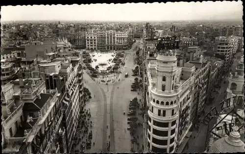 Ak Valencia Stadt Spanien, Panoramica de la Plaza del Caudillo y calle San Vicente