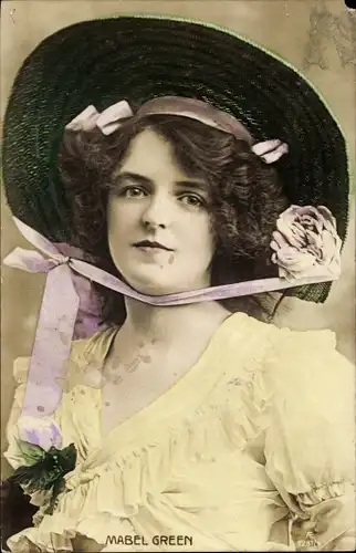 Ak Schauspielerin Mabel Green, Portrait, Hut, Blumenschmuck