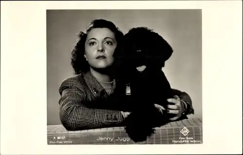 Ak Schauspielerin Jenny Jugo, Portrait mit Schnauzer