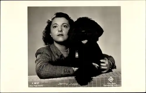 Ak Schauspielerin Jenny Jugo, Portrait mit Schnauzer