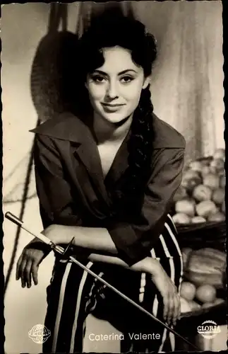 Ak Schauspielerin Caterina Valente, Portrait