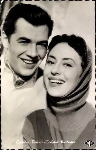 Ak Schauspieler Caterina Valente und Gerhard Riedmann