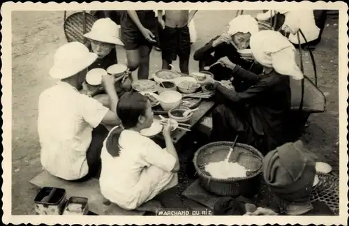 Ak Marchandes de riz, Personen essen Reis, Asiaten