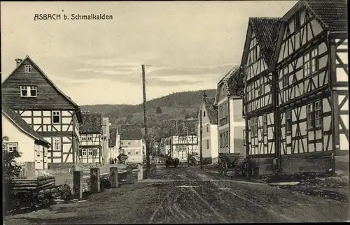 Ak Asbach Schmalkalden im Thüringer Wald, Straßenpartie, Fachwerkhäuser