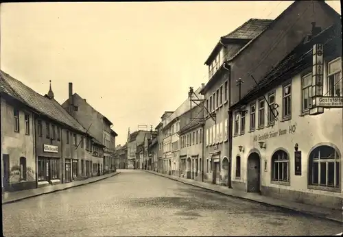 Foto Triptis in Thüringen, Straßenpartie, HO Gaststätte Grüner Baum, 1955