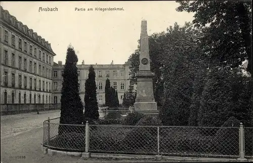 Ak Ansbach in Mittelfranken Bayern, Partie am Kriegerdenkmal