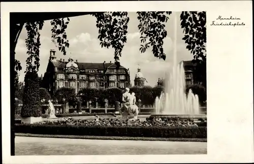 Ak Mannheim in Baden, Friedrichsplatz, Springbrunnen