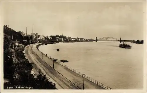 Ak Bonn am Rhein, Rheinanlagen, Brücke, Promenade