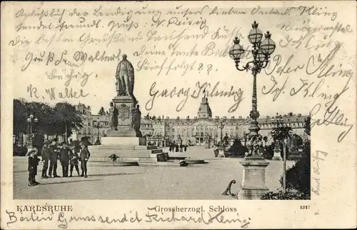Ak Karlsruhe in Baden, Grossherzogl. Schloss, Denkmal