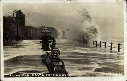 Ak Hastings East Sussex England, Rough Sea baths Promenade