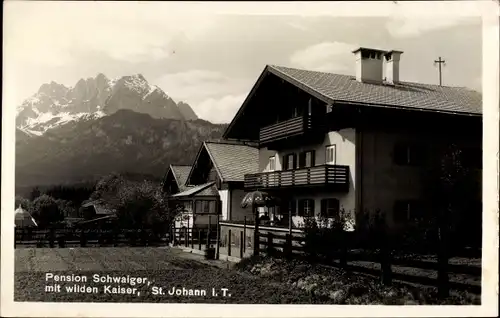 Ak Sankt Johann in Tirol, Pension Schwaiger mit wilden Kaiser