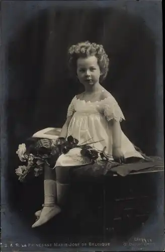 Ak Prinzessin Marie Jose von Belgien, Portrait