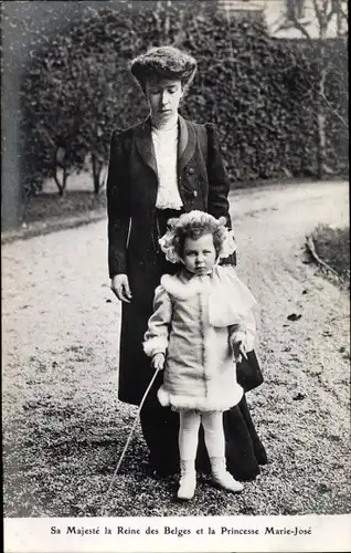 Ak Elisabeth Gabriele in Bayern, Königin von Belgien, Prinzessin Marie Jose, Portrait