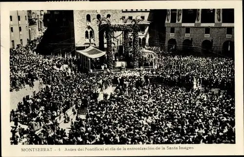 Ak Montserrat Katalonien, Antes del Pontifical el dia de la entronizacion de la Santa Imagen