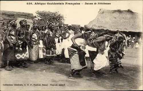 Ak Dahomey Benin, Danses de Feticheuses, Heilerinnen beim Tanz