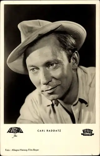 Ak Schauspieler Carl Raddatz in Türme des Schweigens, Portrait mit Hut