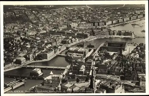 Ak Stockholm Schweden, Luftaufnahme der Stadt, Königliches Schloss