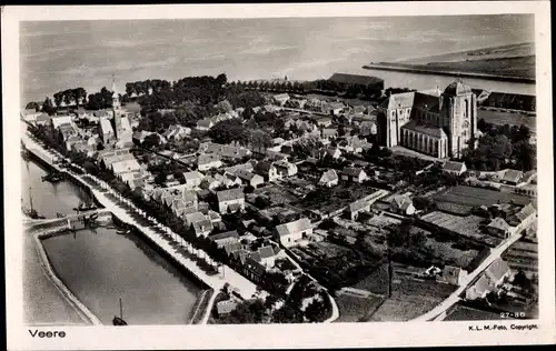 Ak Veere Zeeland Niederlande, Luftaufnahme, Kirche