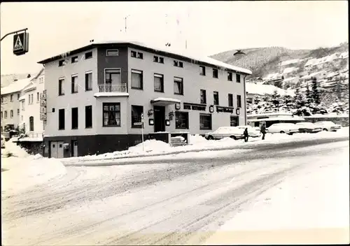 Foto Ak Werdohl im Sauerland, Gasthaus, Straßenpartie, Schnee