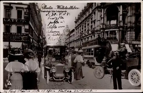 Ak Berlin Mitte, Friedrichstraße Ecke Leipzigerstraße, Verkehr, Café, Passanten