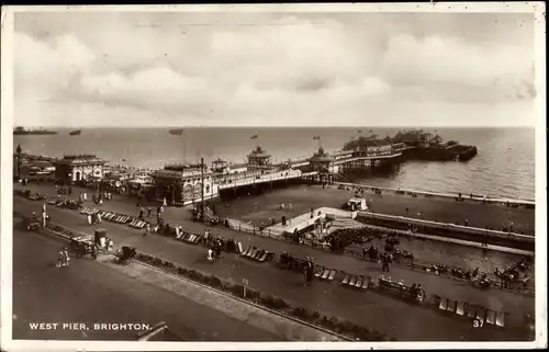 Ak Brighton East Sussex England, West Pier