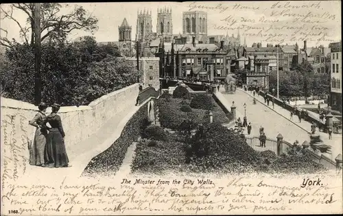 Ak York Yorkshire England, The Minster from the City Walls