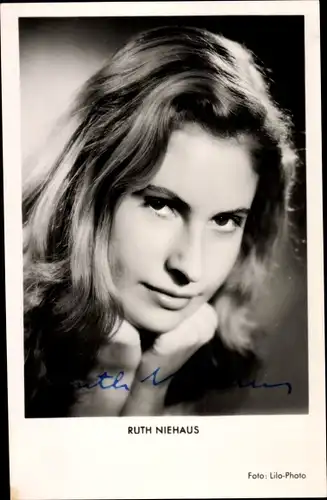 Ak Schauspielerin Ruth Niehaus, Portrait, Autogramm