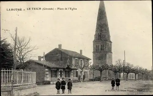 Ak Le Teich Gironde, Place de l'Eglise