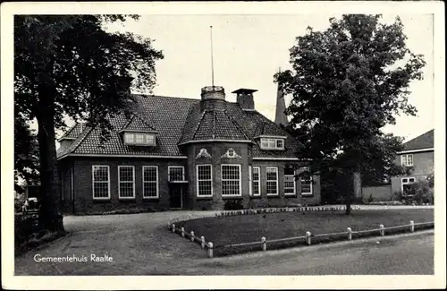 Ak Raalte Overijssel, Gemeentehuis