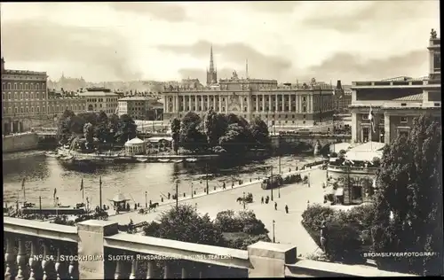 Ak Stockholm Schweden, Slottet, Schloss, Blick auf die Stadt