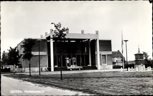 Ak Geffen, Gemeentehuis