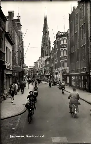 Ak Eindhoven Nordbrabant Niederlande, Rechtestraat, Radfahrer