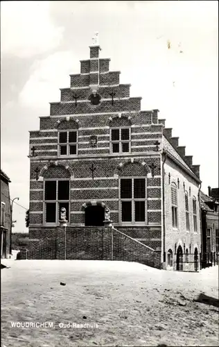 Ak Woudrichem Nordbrabant, Oud-Raadhuis