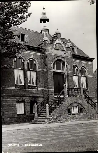 Ak Cromvoirt Nordbrabant Niederlande, Gemeentehuis