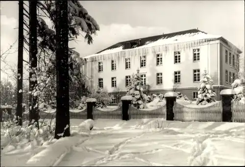 Ak Antonshöhe Antonsthal Breitenbrunn im Erzgebirge, Sanatorium für natürliche Heilweise, Winter