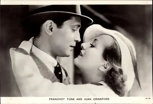 Ak Schauspieler Franchot Tone und Joan Crawford, Filmszene