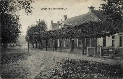 Ak Dwingeloo Drenthe Niederlande, Straßenpartie, Haus