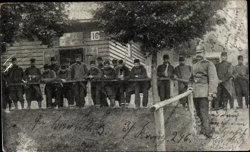 Ak Kriegsgefangene Franzosen, Baracke 16, I WK