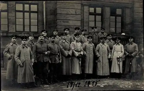 Foto Ak Deutsche Soldaten in Uniformen, Feldbatterie 834, I WK