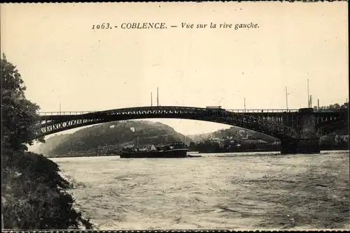 Ak Koblenz am Rhein, Vue sur la rive gauche, Brücke, Schiff