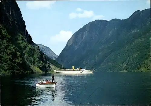 Ak Sogn Norwegen, Nærøyfjorden, Ruderboot, Dampfer, Schlucht, Berge