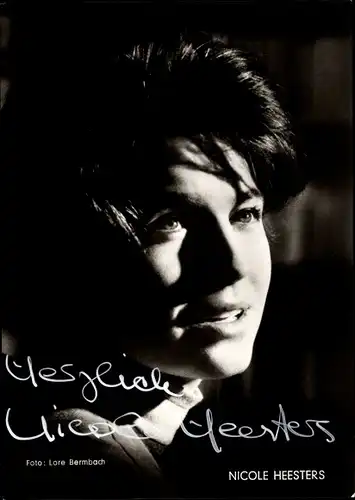 Ak Schauspielerin Nicole Heesters, Portrait, Autogramm