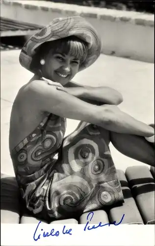 Ak Schauspielerin Liselotte Pulver, Portrait, Autogramm