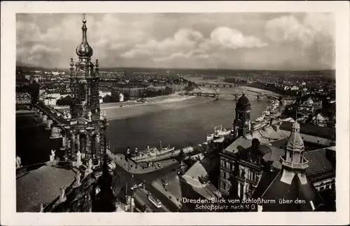 Ak Dresden, Blick vom Schlossturm über den Schloßplatz nach N. O.