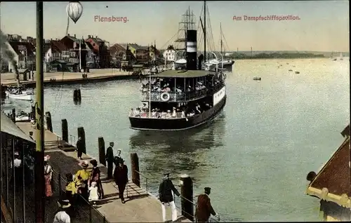 Ak Flensburg in Schleswig Holstein, Am Dampfschiffspavillon