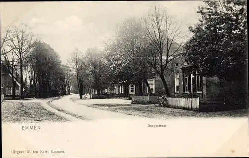 Ak Emmen Drenthe, Dorpstraat, Wohnhäuser, Straße