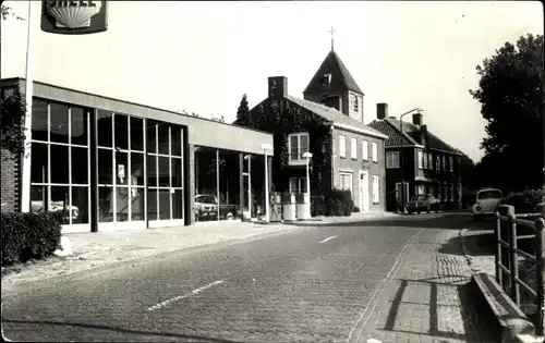 Ak Meeuwen Nordbrabant Niederlande, Dorpsstraat, Shell